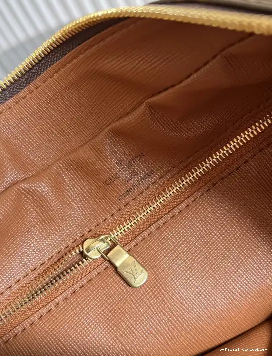 Official oldcobbler LOUIS VUITTON BOULOGNE 0613
